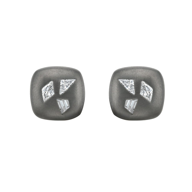 Sable Noir Inga Studs