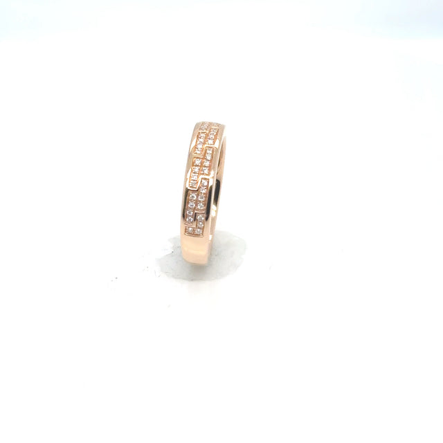 18kt Rose Gold Diamond Pave Pattern Ring