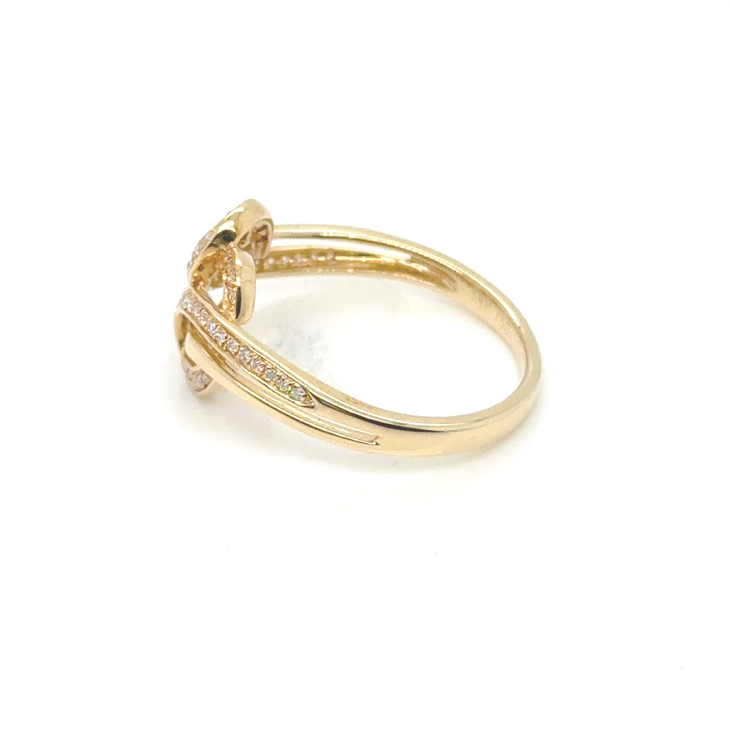 18kt Yellow Gold Swirl Ring With Diamond Pave Detail
