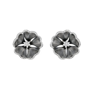 Sable Noir Blomstra Studs