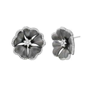 Sable Noir Blomstra Studs