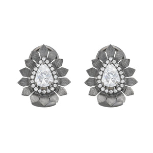 Sable Noir Dalros Studs