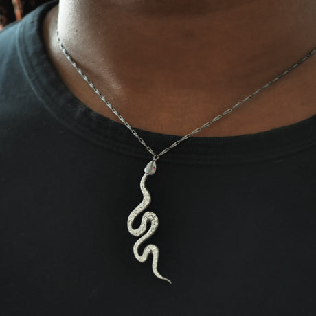 Sable Noir Serpentia Necklace